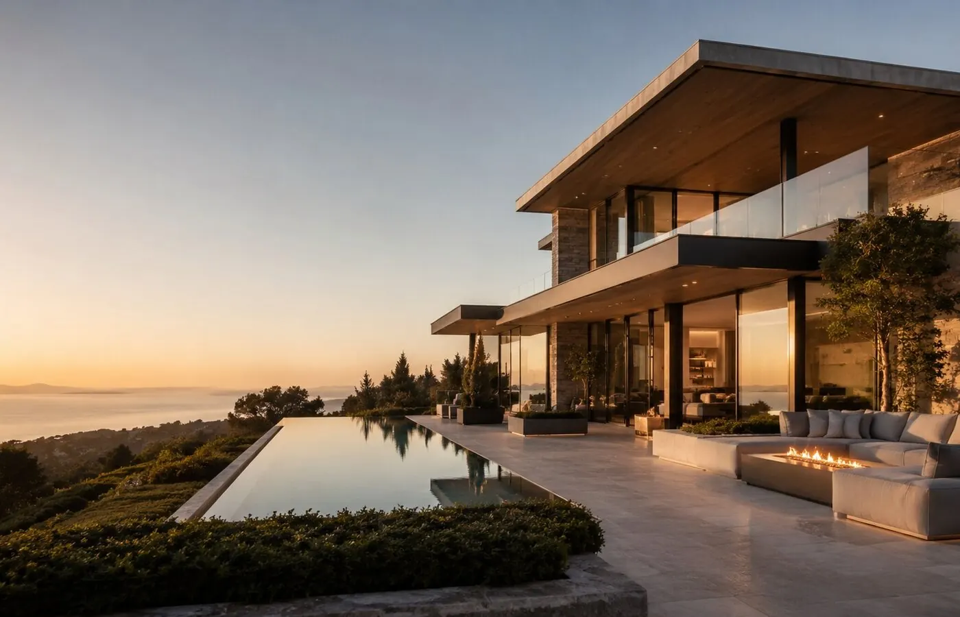 Contemporary coastal residence with infinity pool